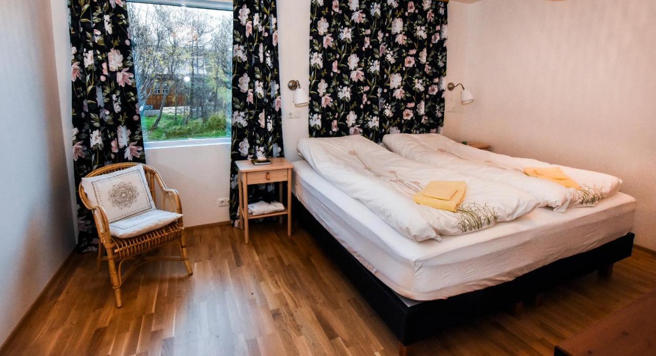 Laugarbakki - Free Hot Tub&sauna, Cozy&quiet