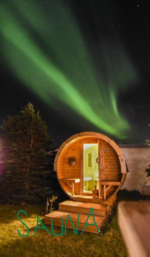 Laugarbakki - Free Hot Tub&sauna, Cozy&quiet